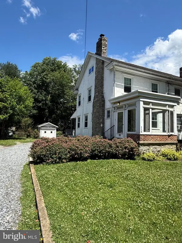 119 W Whiteland Ave, DOWNINGTOWN, PA 19335