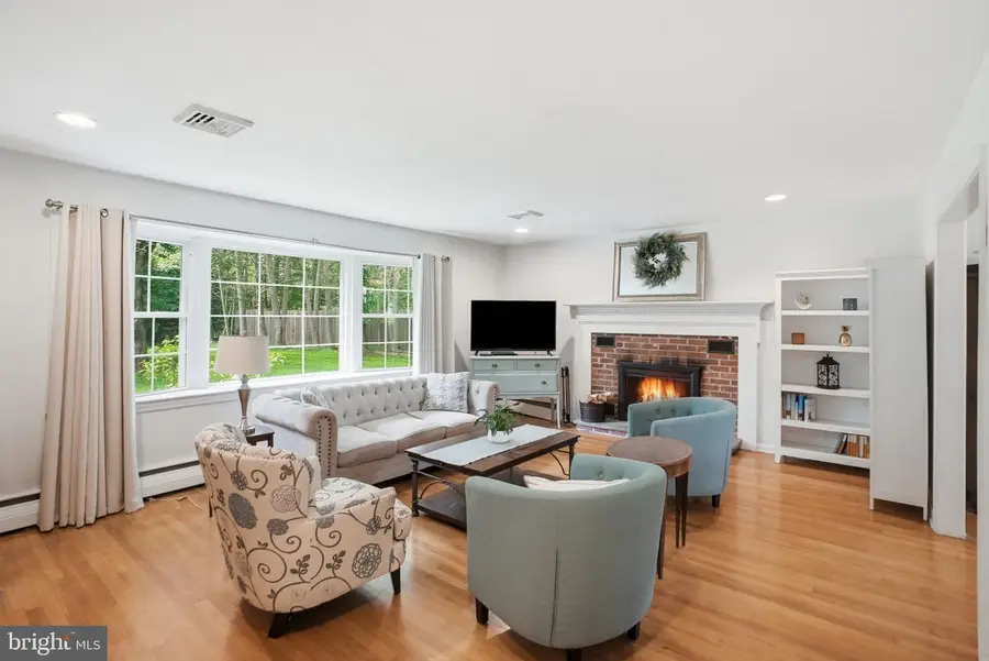 2402 Hickory Hill Rd, Chadds Ford, PA 19317 - #3