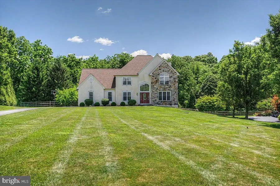 69 Meadowcroft Ln, Lincoln University, PA 19352 - #2