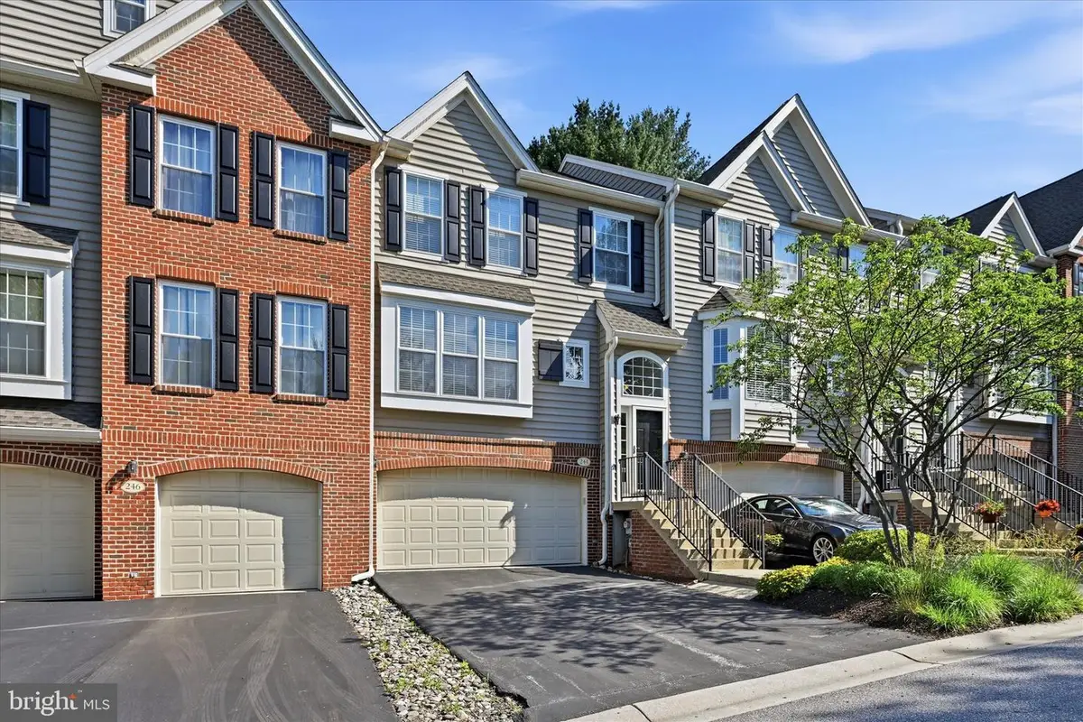 244 Cherry Ln #19, Kennett Square, PA 19348 - #1