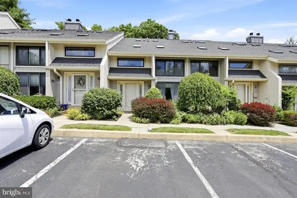 9 Landmark Dr, MALVERN, PA 19355