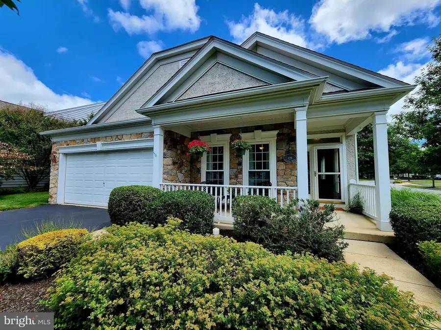 128 Lantana Dr, Kennett Square, PA 19348 - #2