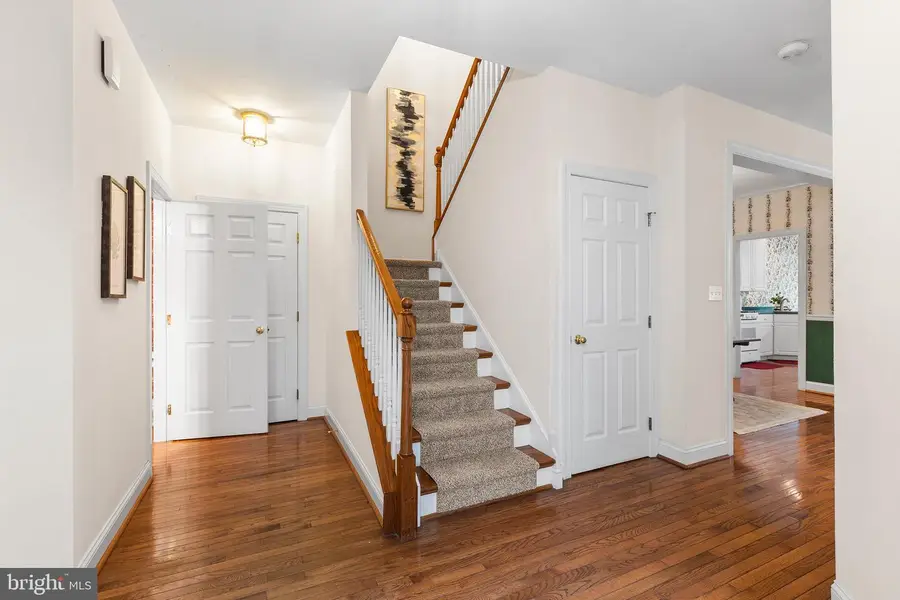 602 Whispering Brooke Dr, Newtown Square, PA 19073 - #3
