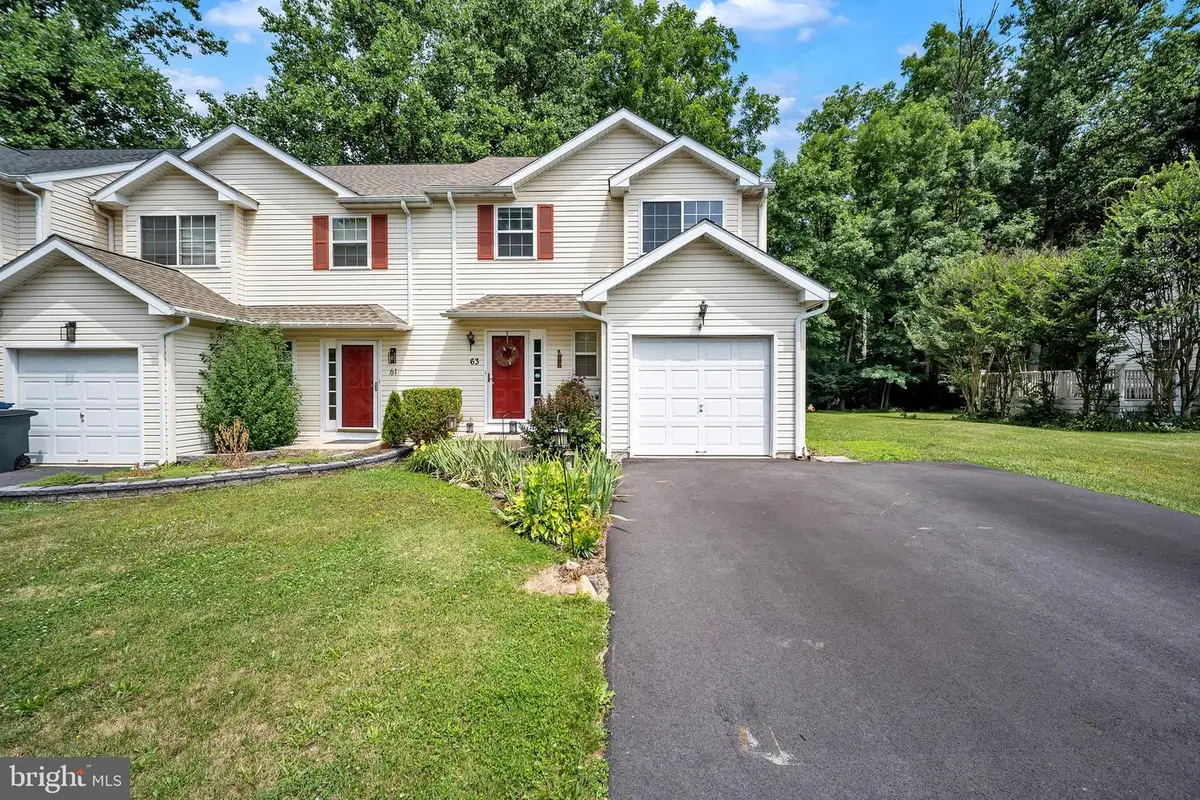 63 Pinckney Dr, Coatesville, PA 19320 - #1