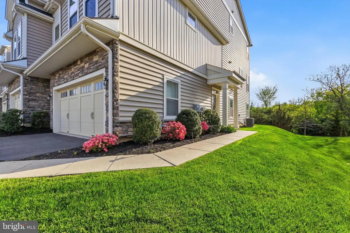 332 Redbud Ln, Kennett Square, PA 19348 - #1