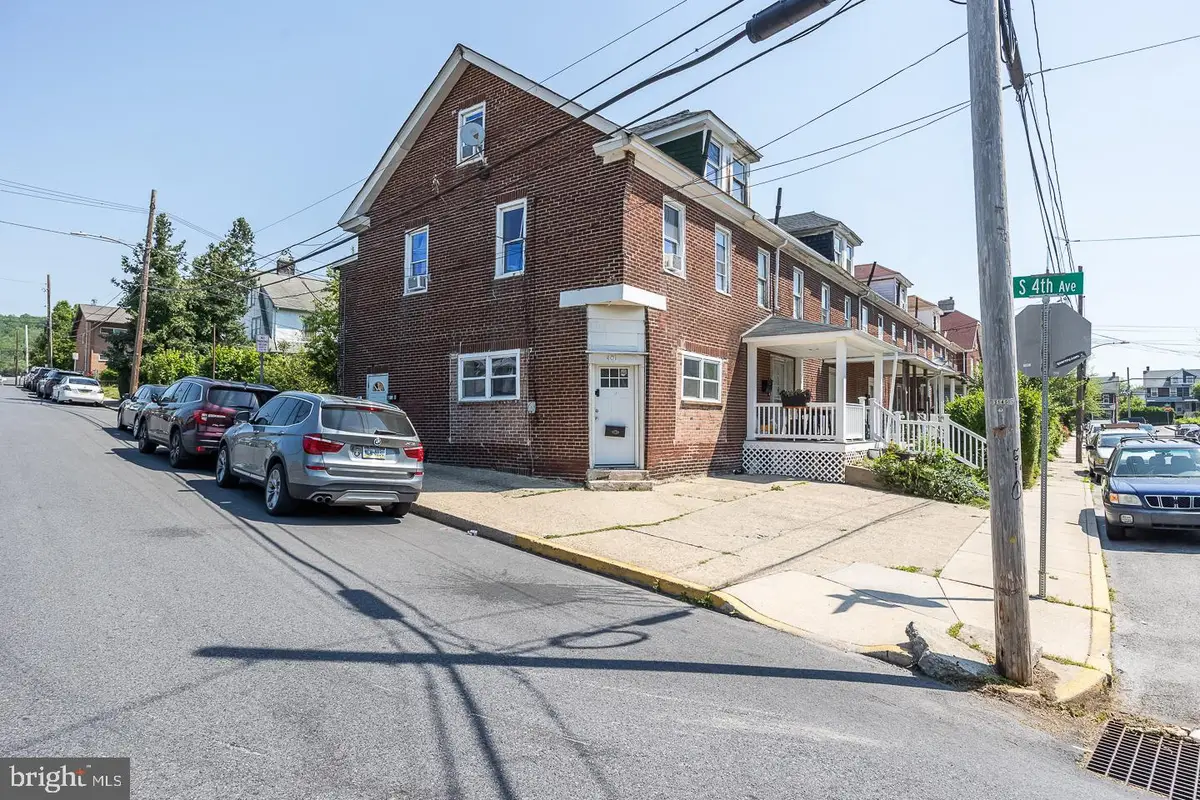 401 Maple Ave, Coatesville, PA 19320 - #1