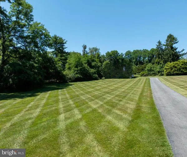 1430 Grove Ave, WEST CHESTER, PA 19380