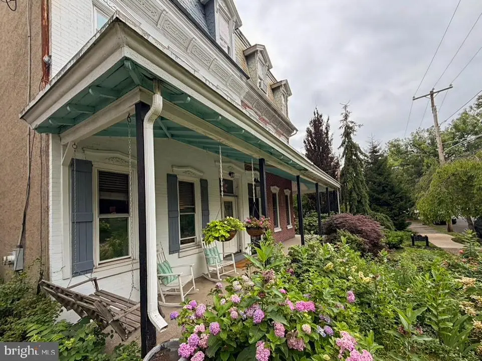 175 2nd Ave, Phoenixville, PA 19460 - #1