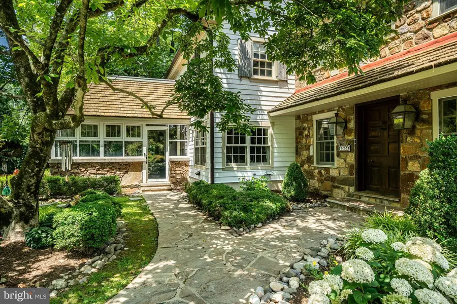 623 Sugartown Rd, Malvern, PA 19355 - #3