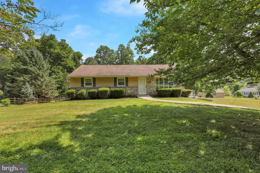 367 Bishop Rd, Pottstown, PA 19465 - #2