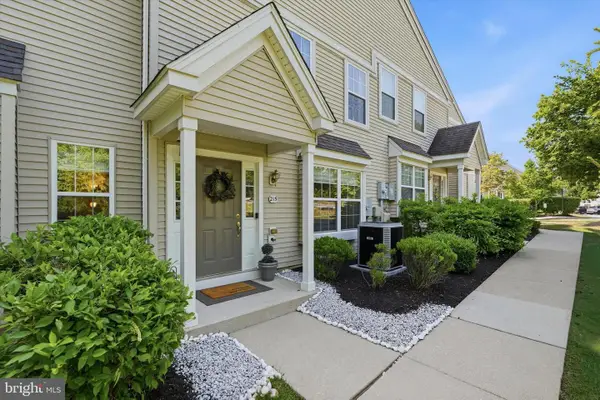 215 Flagstone Rd #1, CHESTER SPRINGS, PA 19425