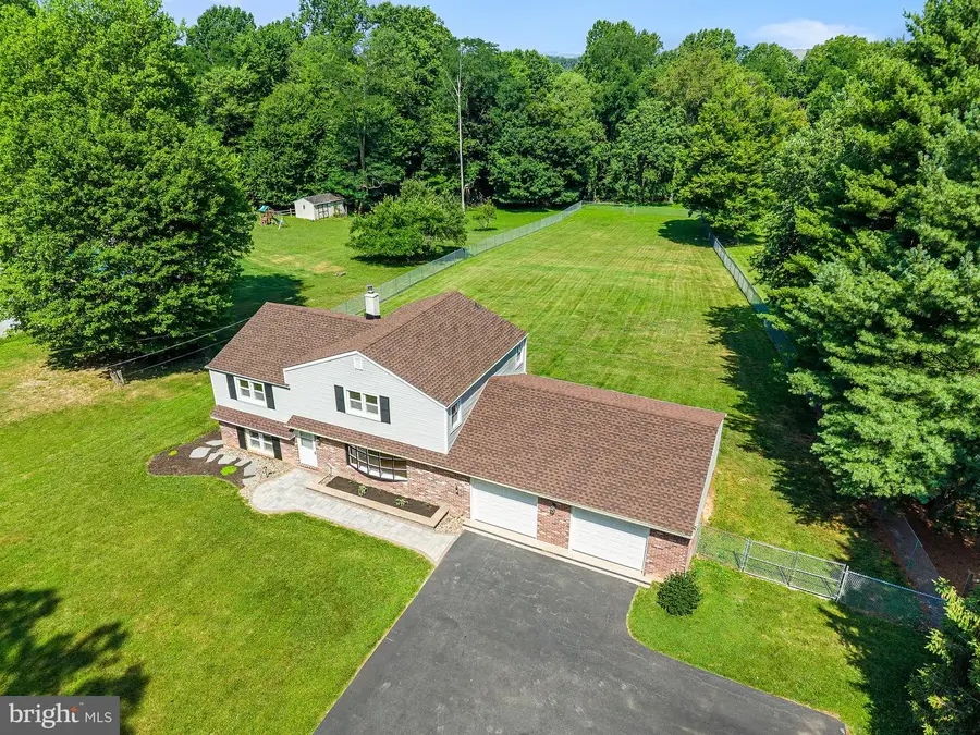 1018 Hopewell Rd, Downingtown, PA 19335 - #3