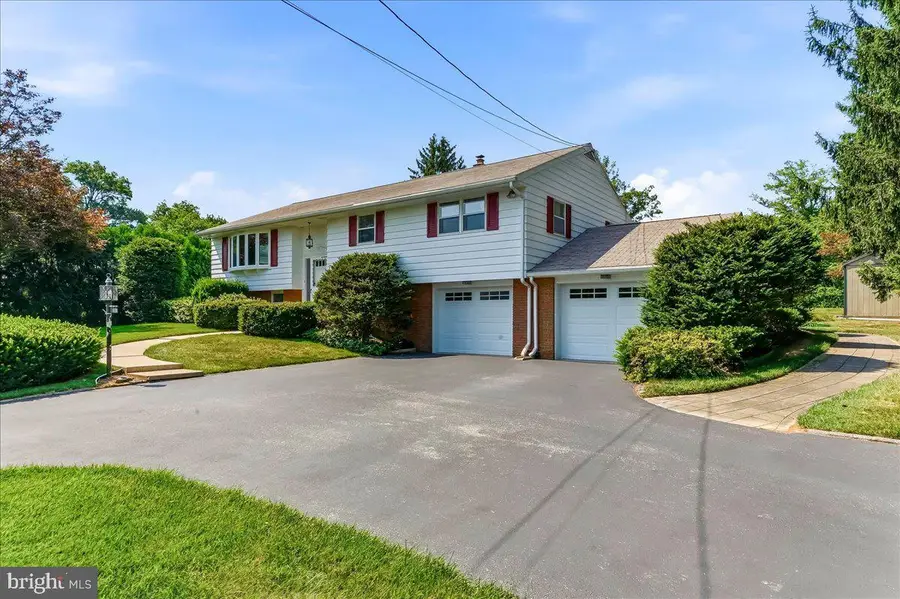 1400 E Keller Rd, Pottstown, PA 19465 - #2