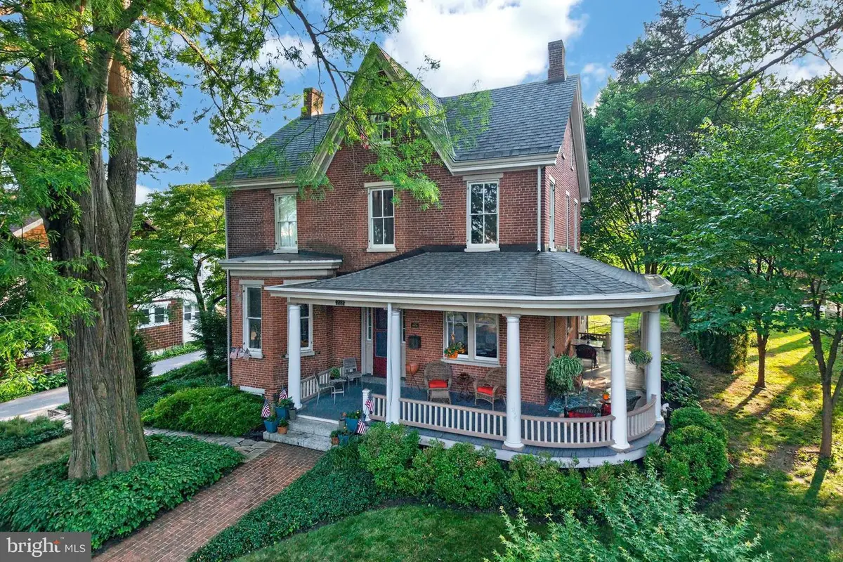 222 S Union St, Kennett Square, PA 19348 - #1