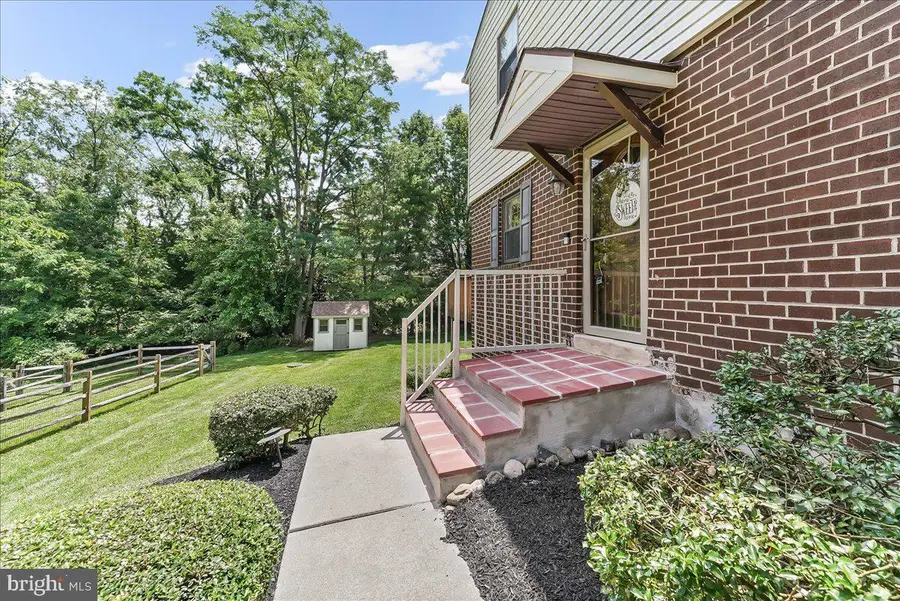 550 Coventry Ln, West Chester, PA 19382 - #3
