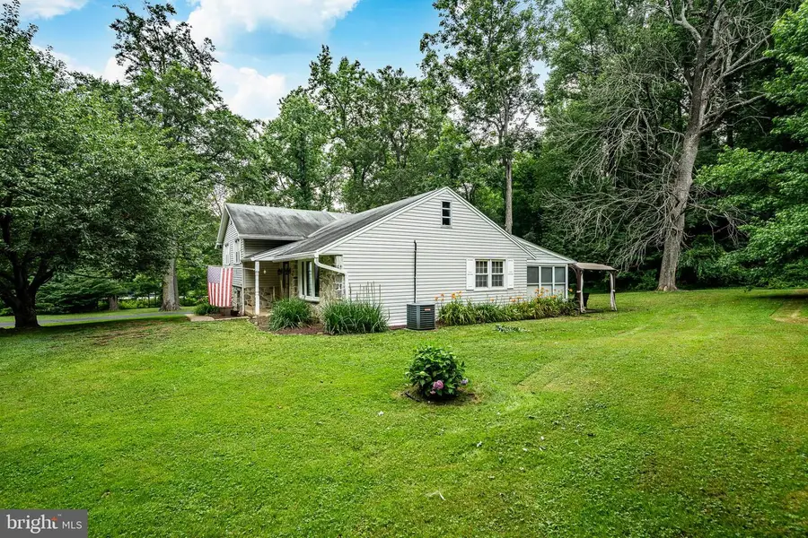 833 Hunt Club Ln, Chester Springs, PA 19425 - #3