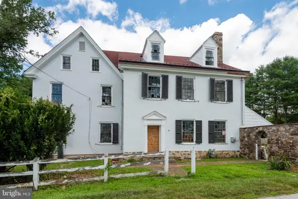 107 Old Lancaster Rd, DEVON, PA 19333