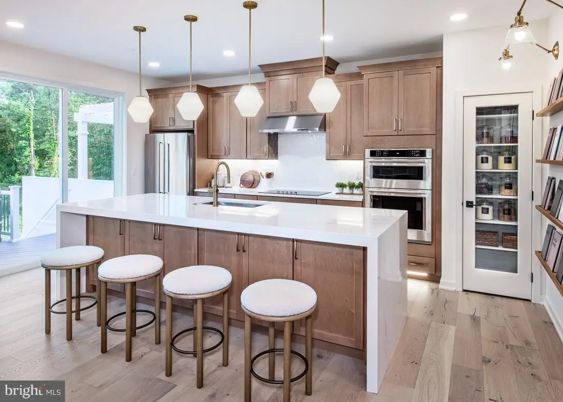 62 Grayson Ln, Downingtown, PA 19335 - #1