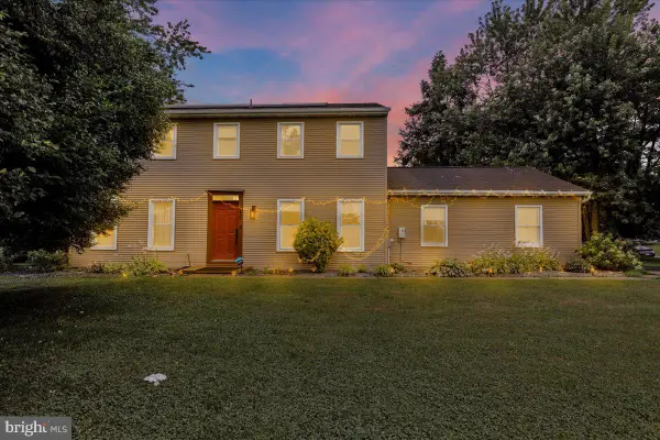 40 Hunters Run, HONEY BROOK, PA 19344