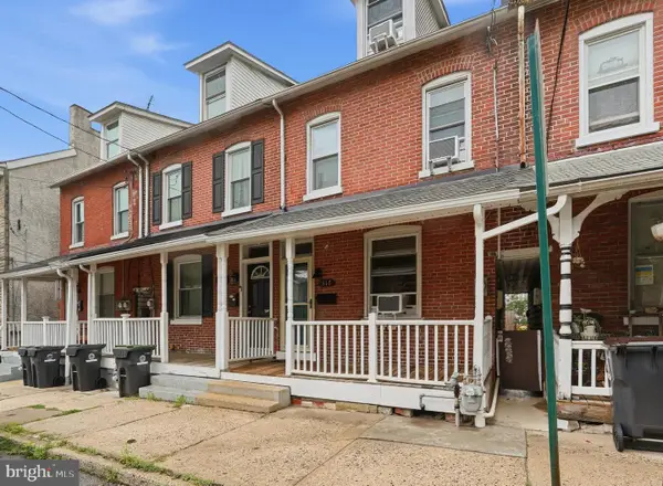 317 Hall St, PHOENIXVILLE, PA 19460