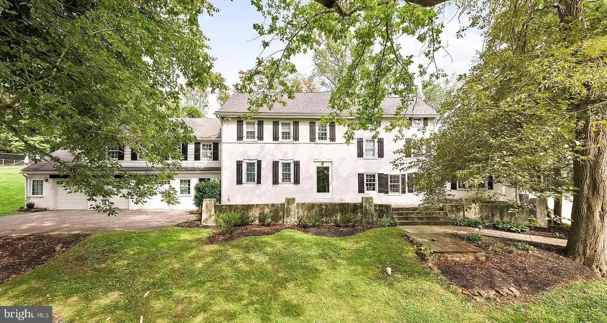 908 Lincoln Rd, Phoenixville, PA 19460 - #1