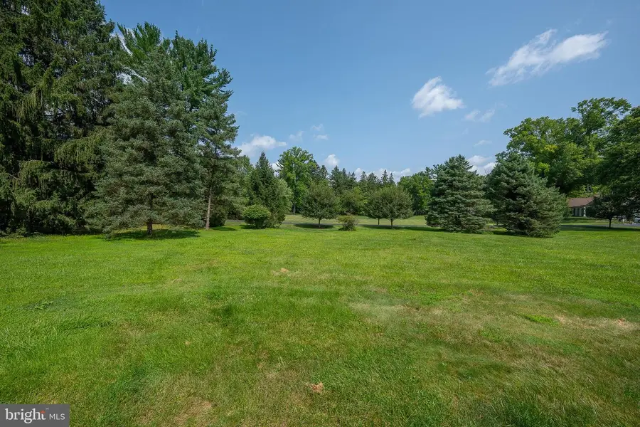 1011 N Valley Rd, Paoli, PA 19301 - #2