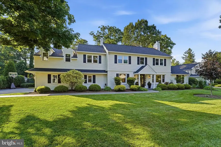 417 Heatherwood Ln, Devon, PA 19333 - #2