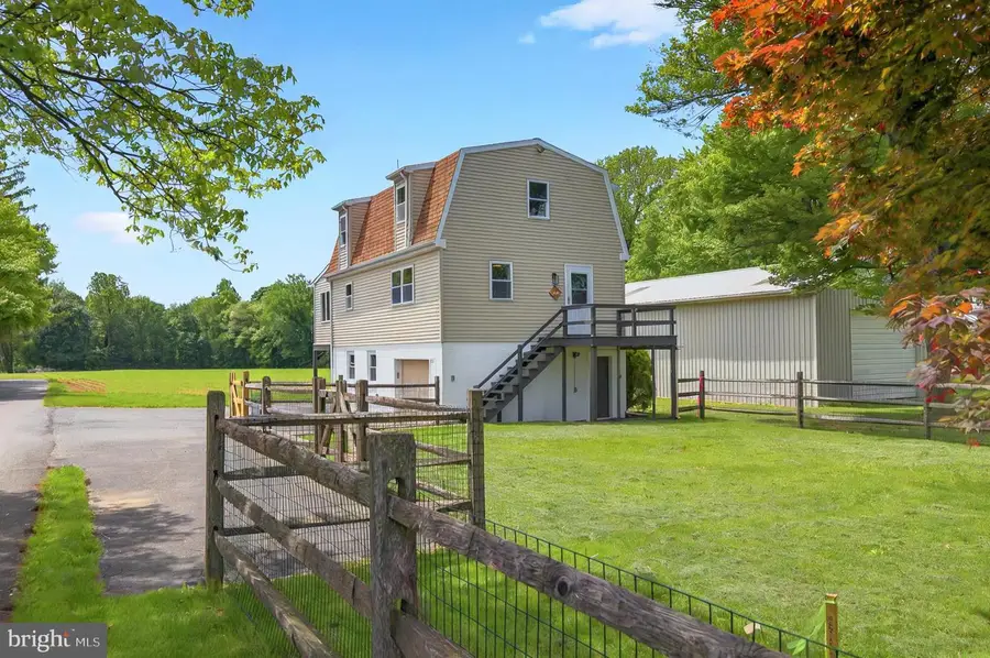 222 Old Racetrack Rd, Parkesburg, PA 19365 - #2