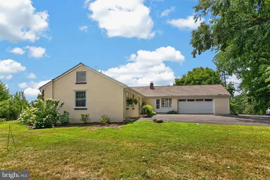 1015 Chester Springs Rd, Phoenixville, PA 19460 - #2