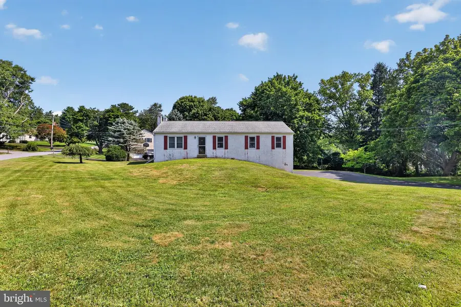 493 Mcgregor Dr, West Chester, PA 19380 - #2