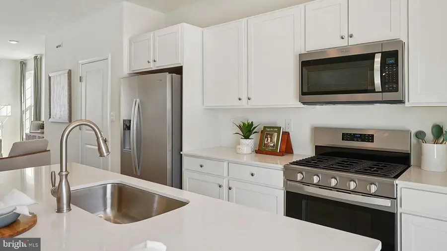 613 Tyrion Ln, Downingtown, PA 19335 - #2