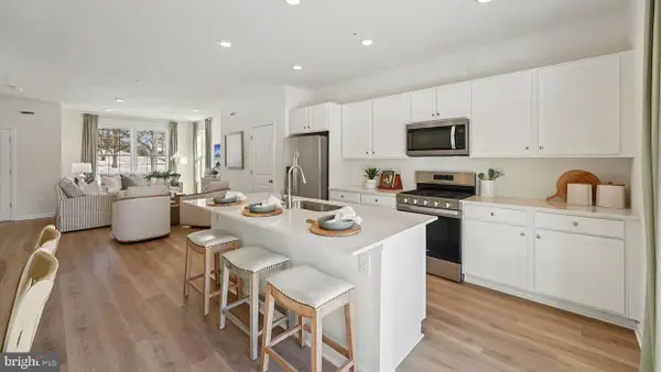 520 Lyanna Way, DOWNINGTOWN, PA 19335