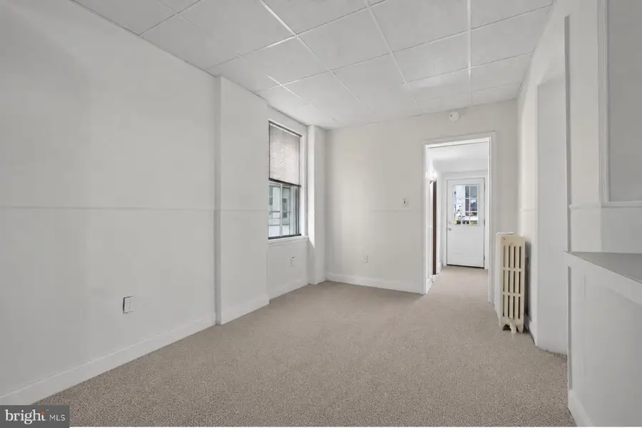 176 1st Ave, Phoenixville, PA 19460 - #3