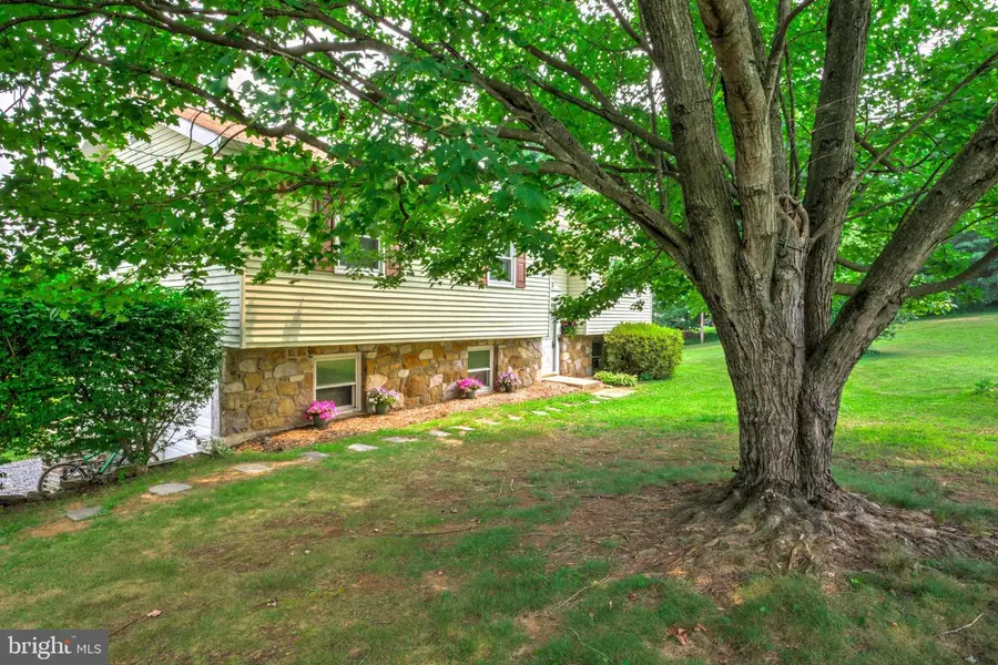 1896 Little Conestoga Rd, Elverson, PA 19520 - #3