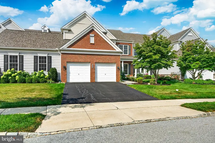 327 S Caldwell Cir, Downingtown, PA 19335 - #3