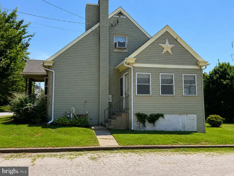 510 Main St, Parkesburg, PA 19365 - #3