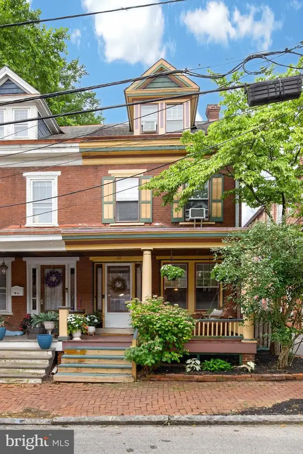 20 W Barnard St, WEST CHESTER, PA 19382