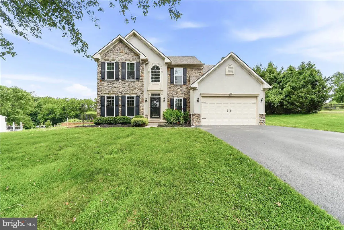 40 Caversham Dr, West Grove, PA 19390 - #1