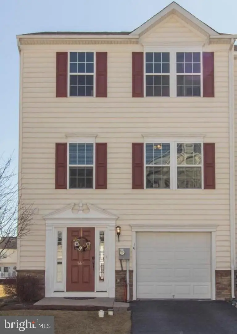 16 Tuxford Ln, Coatesville, PA 19320 - #1