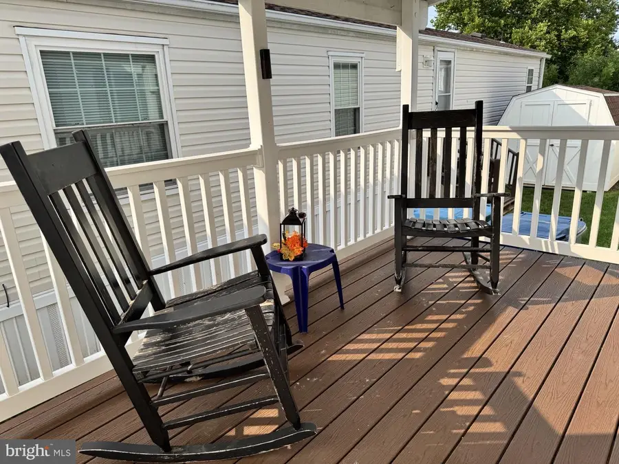 38 Rosewood Ln, Phoenixville, PA 19460 - #2