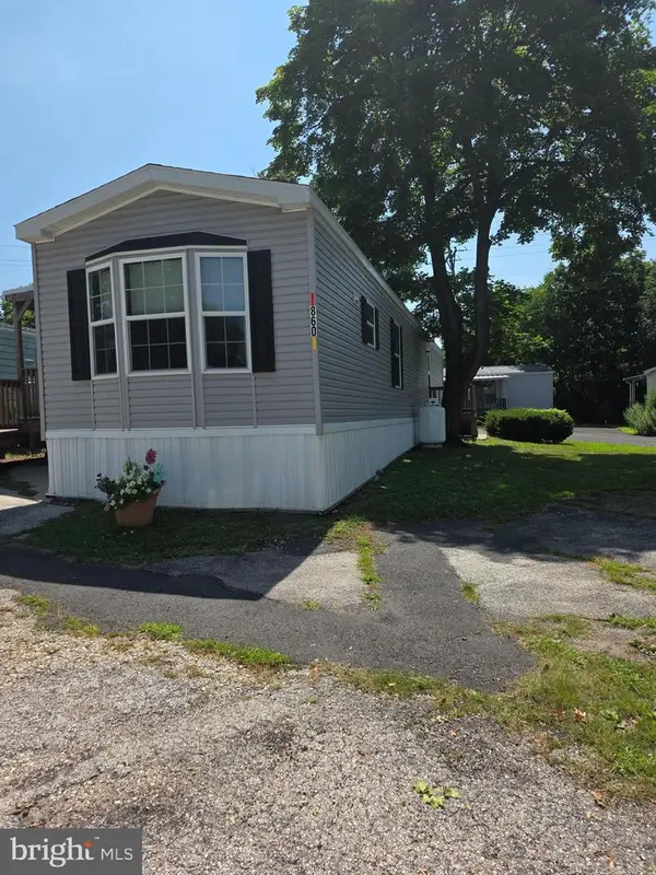 860 Latshaw Rd, SPRING CITY, PA 19475