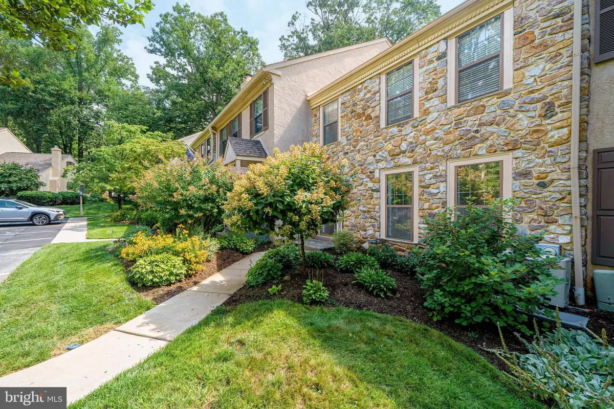 1404 Weatherstone Dr #1404, Paoli, PA 19301 - #1