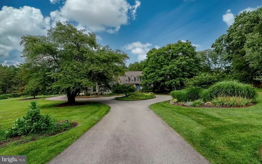 2 Steeplechase Ln, Malvern, PA 19355 - #3