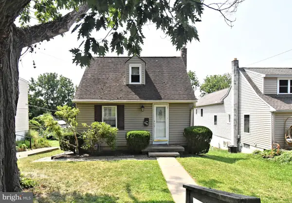889 Old Lancaster Rd, BERWYN, PA 19312