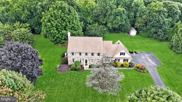 302 Clearfield Dr, LINCOLN UNIVERSITY, PA 19352