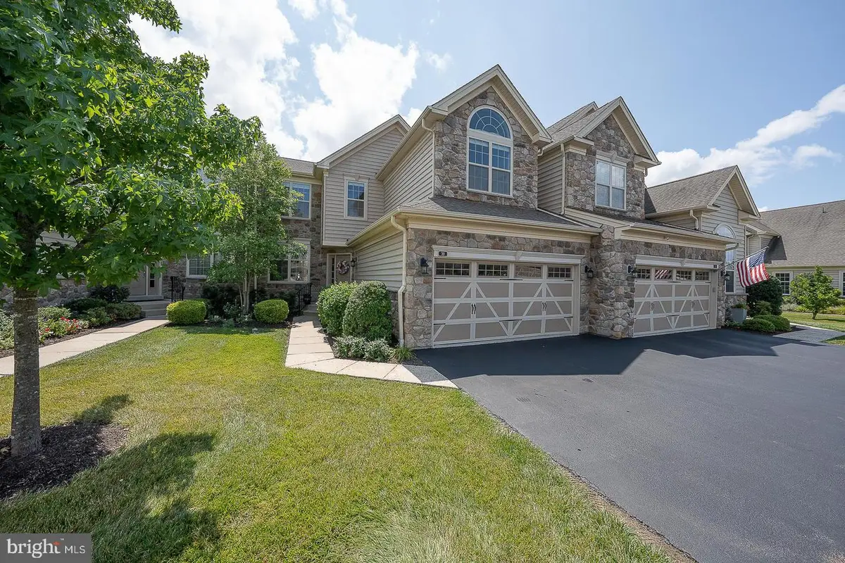 30 Meadow View Ln, Malvern, PA 19355 - #1