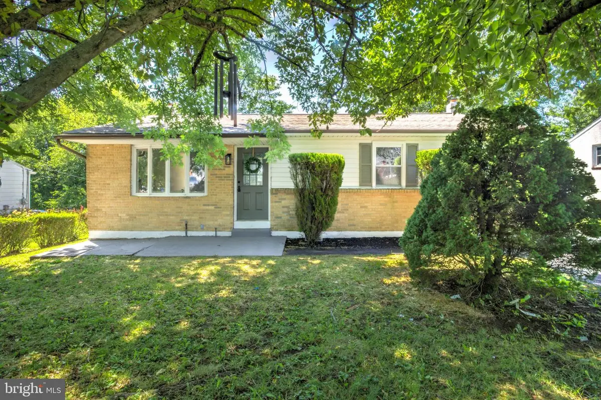 916 N Walnut St, Coatesville, PA 19320 - #1