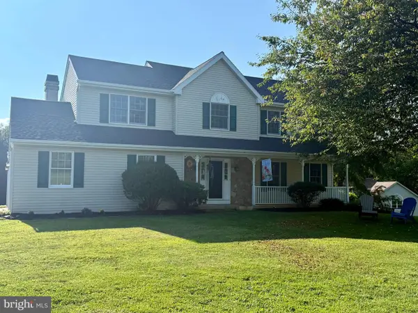 207 Veterans Dr, NOTTINGHAM, PA 19362