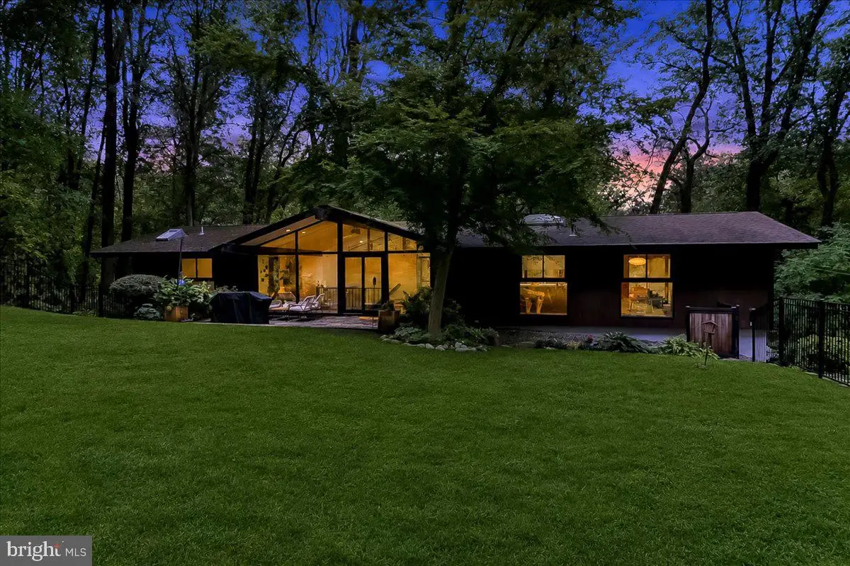 564 Pugh Rd, Wayne, PA 19087 - #1