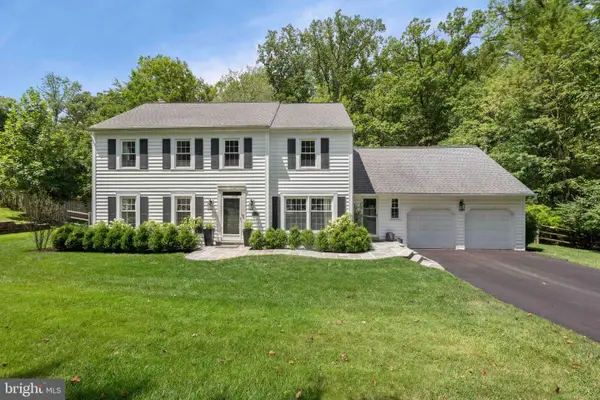 683 Hollow Rd, WAYNE, PA 19087